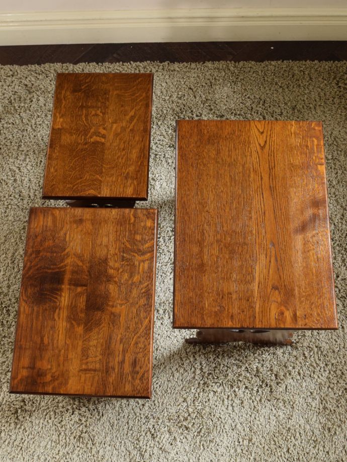 アンティークのテーブルの天板