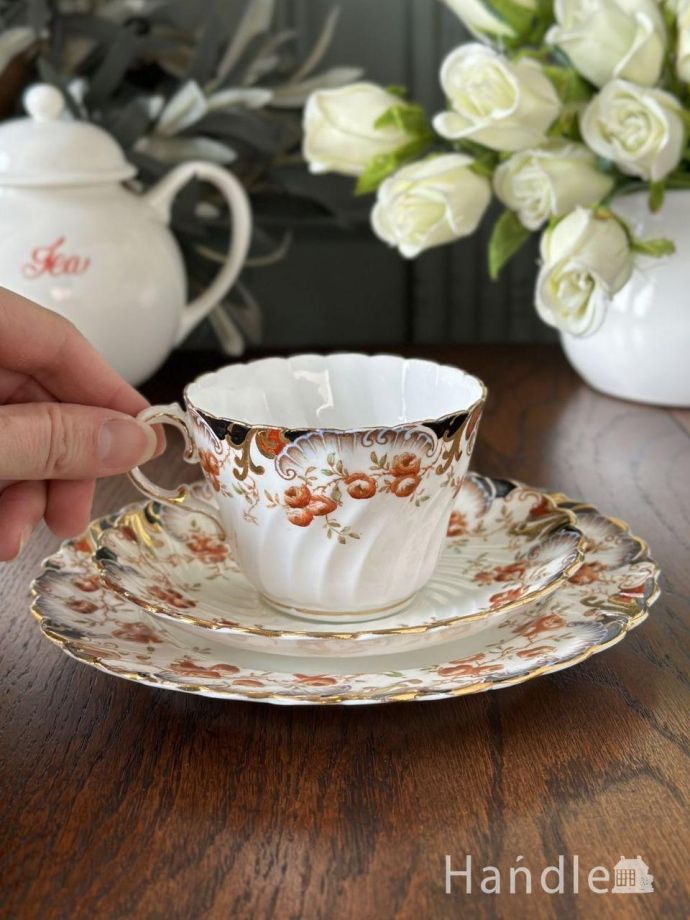 イギリスのカップ&ソーサー(トリオ)