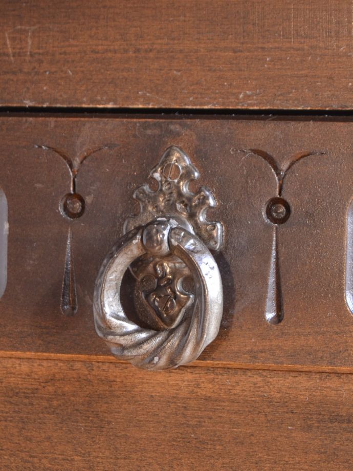 アンティーク家具の取っ手