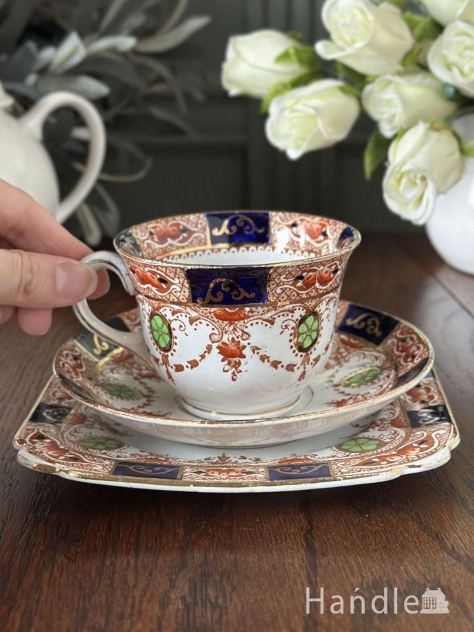 イギリスのカップ&ソーサー(トリオ)