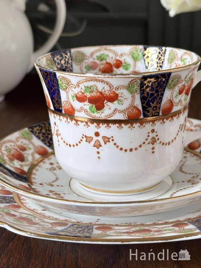 アンティークのカップ&ソーサー(トリオ)