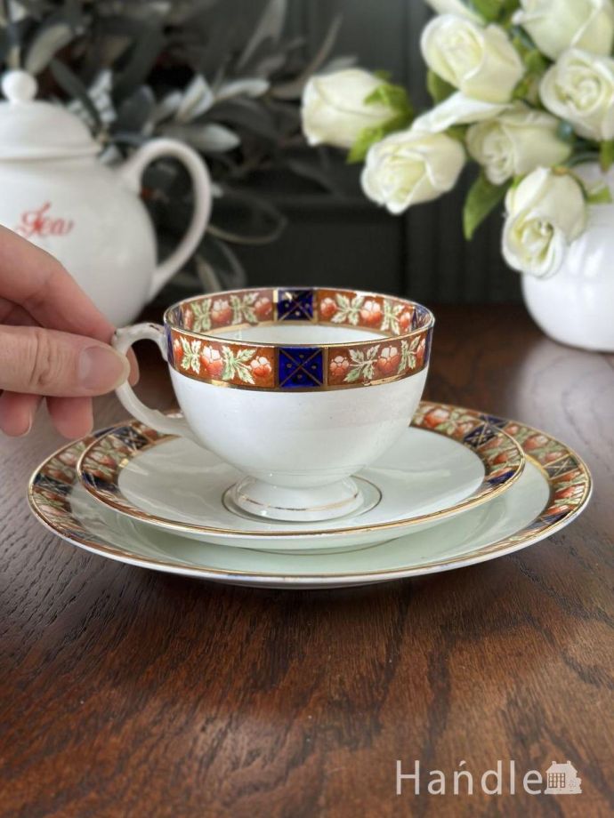 イギリスのカップ&ソーサー(トリオ)