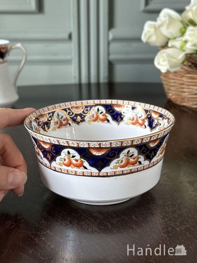 陶磁器のシュガーボウル