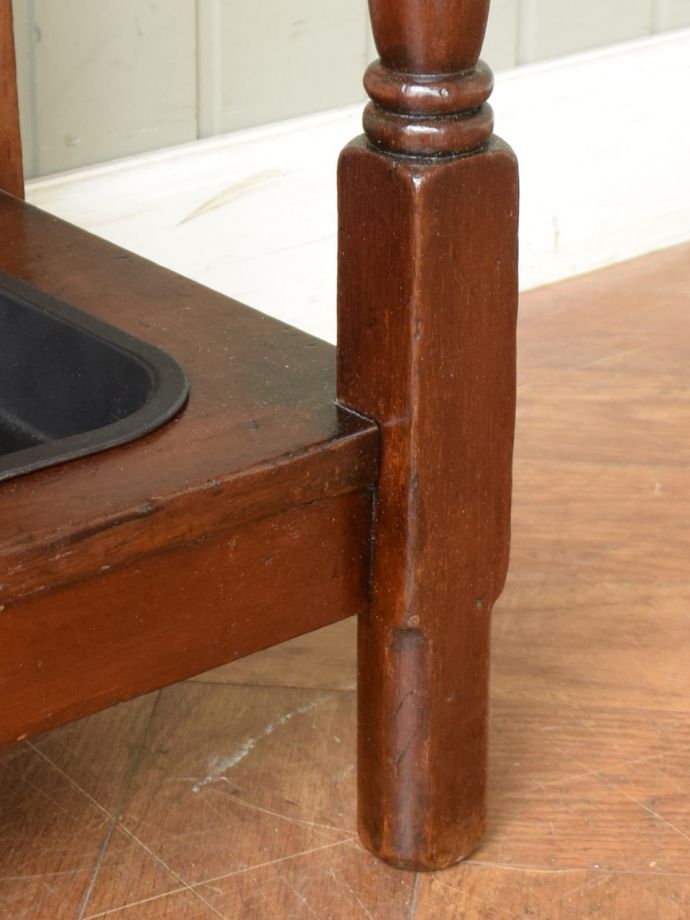 ホールスタンドの脚