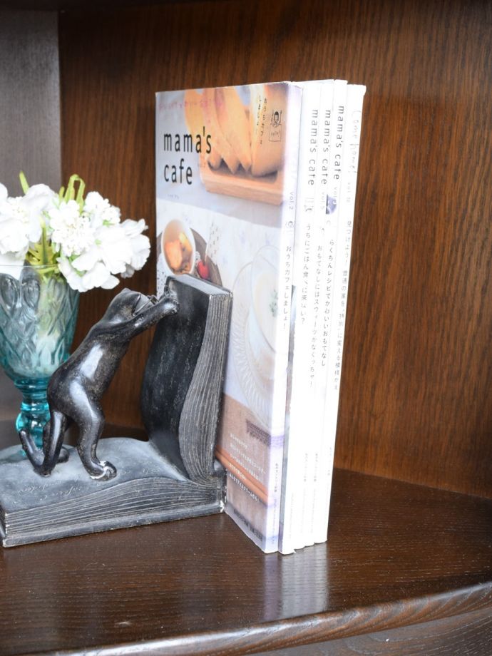 たっぷり収納できるアーコールの家具