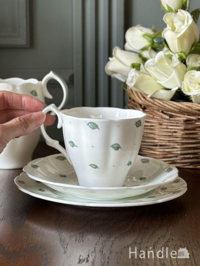 スージークーパーのカップ&ソーサー(トリオ)