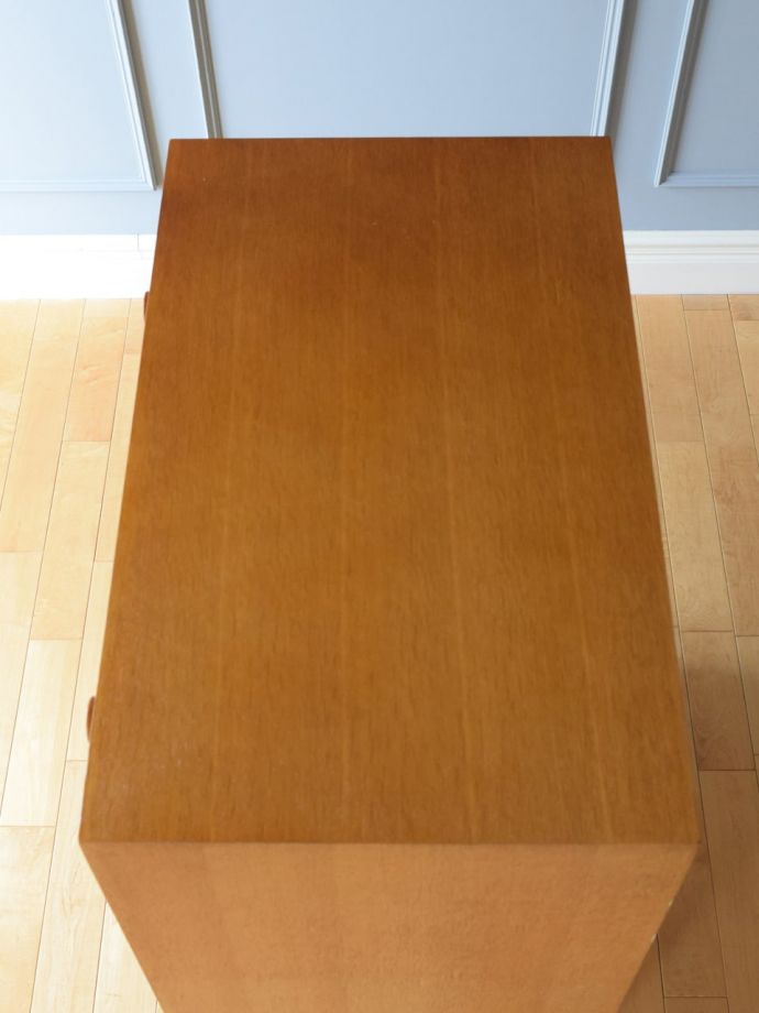 チェストの天板