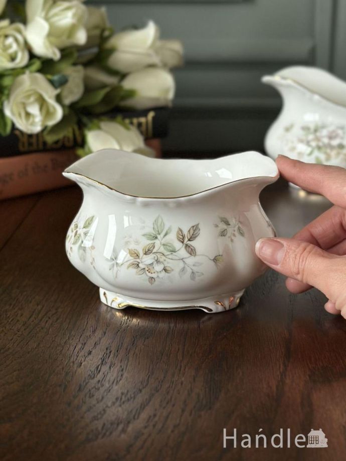 陶磁器のシュガーボウル