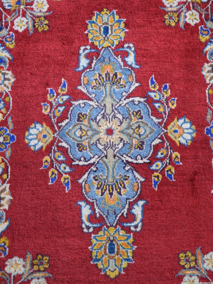 1点もののビンテージ絨毯