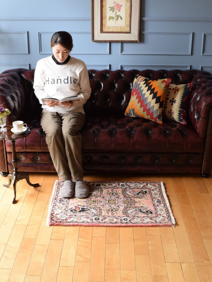 ビンテージのおしゃれな絨毯