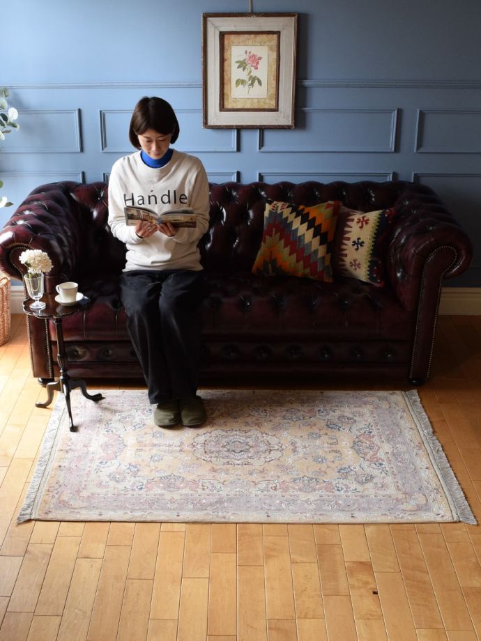 ビンテージのおしゃれな絨毯