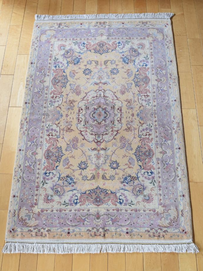 おしゃれなビンテージ絨毯