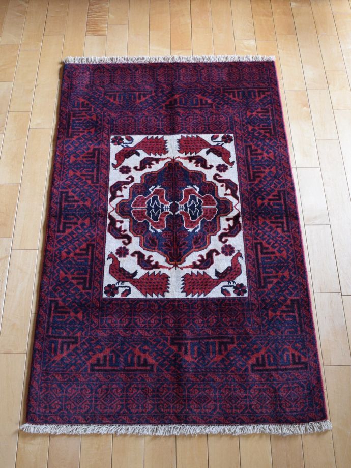 おしゃれなビンテージ絨毯