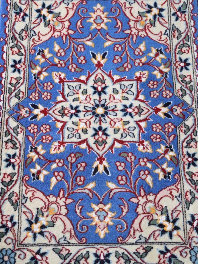 絨毯のデザイン