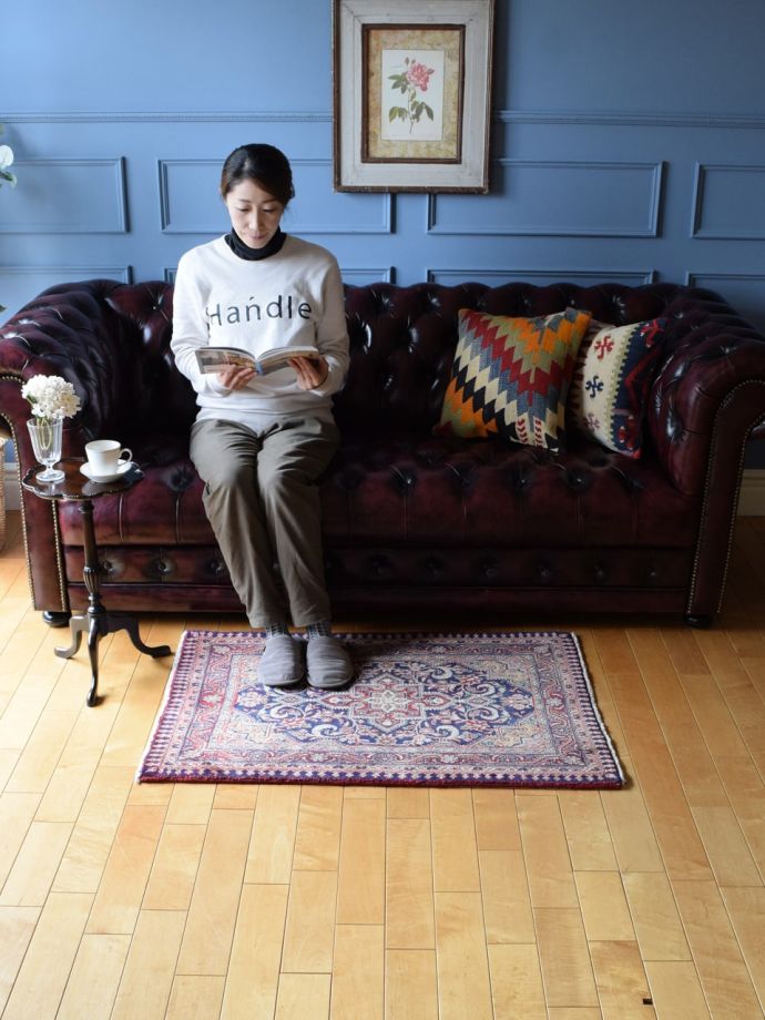 ビンテージのおしゃれな絨毯