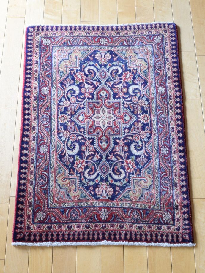 おしゃれなビンテージ絨毯