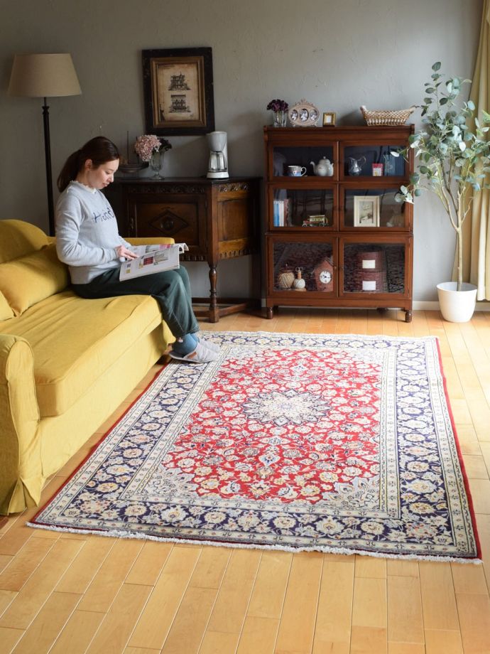 ビンテージのおしゃれな絨毯