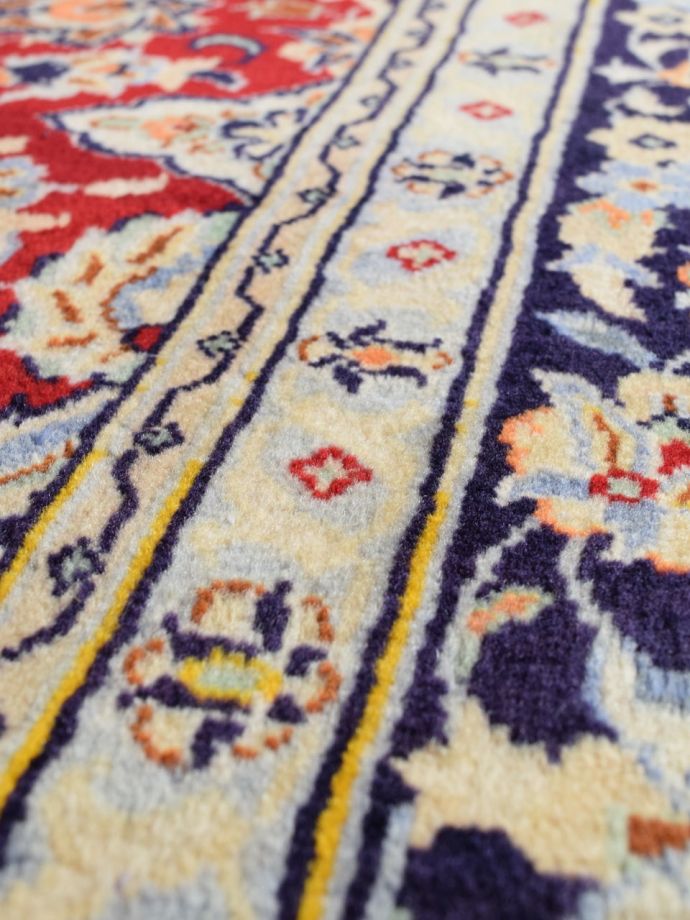 ヴィンテージのトライバルラグ