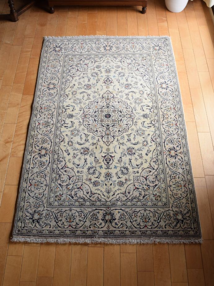 おしゃれなビンテージ絨毯