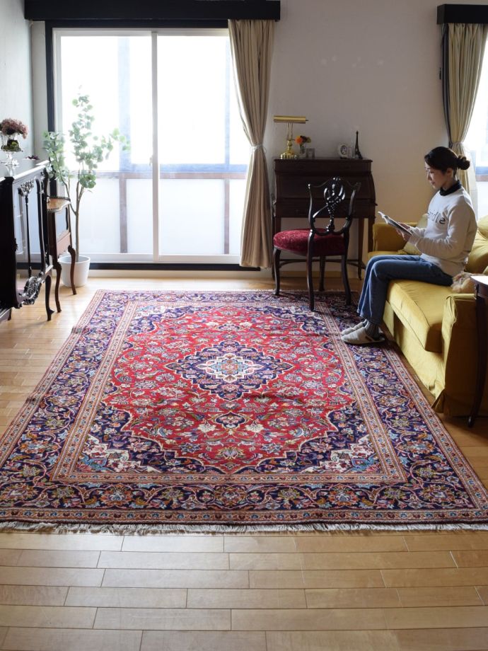 ビンテージのおしゃれな絨毯