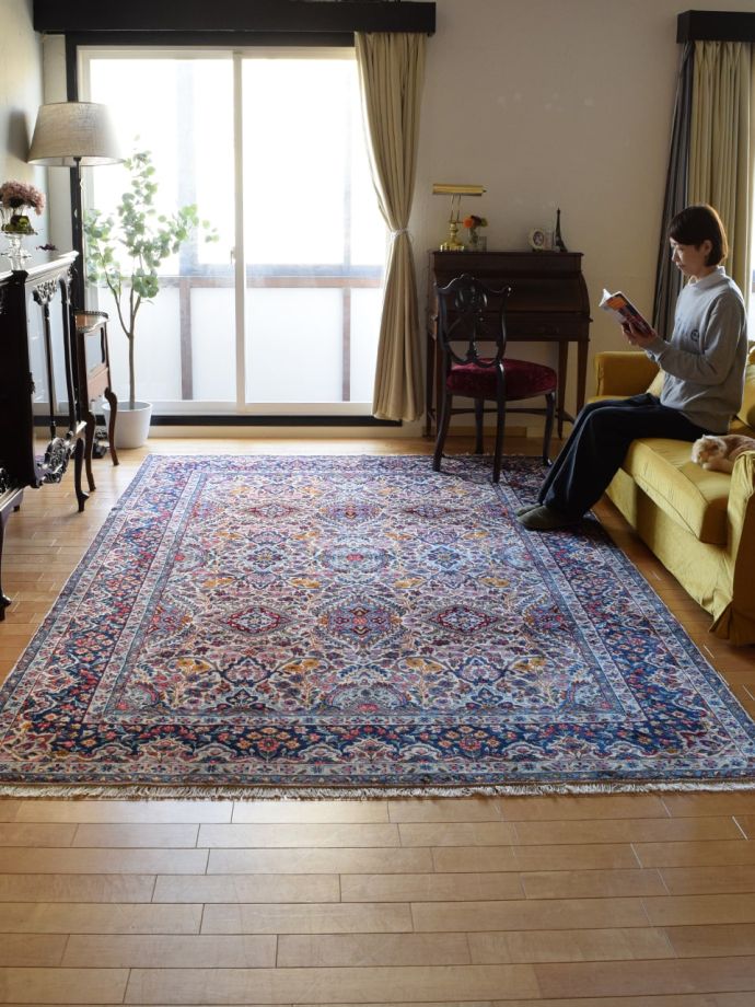 ビンテージのおしゃれな絨毯