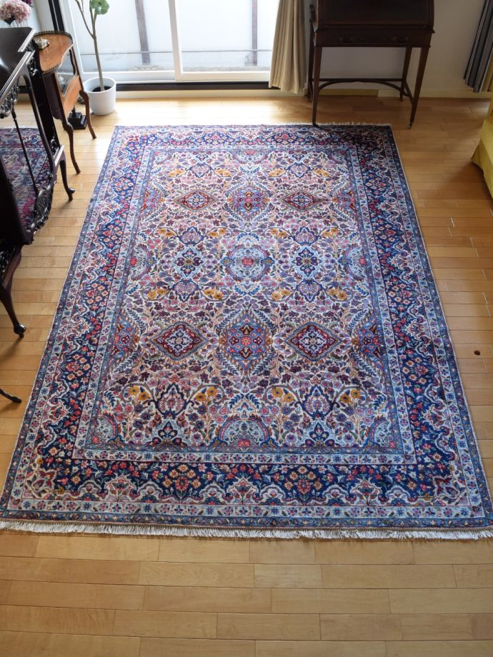 おしゃれなビンテージ絨毯