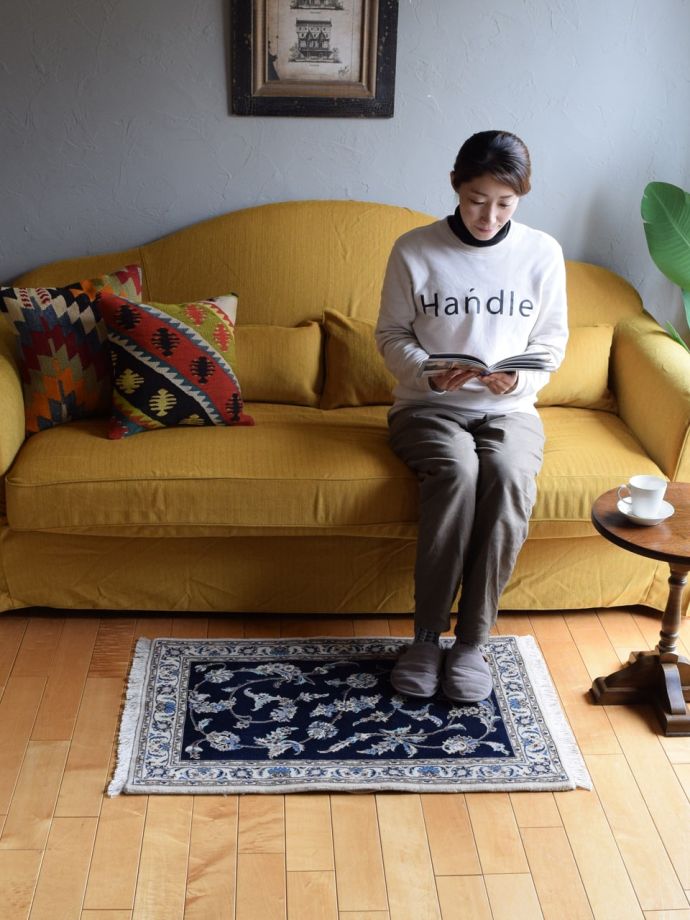 ビンテージのおしゃれな絨毯