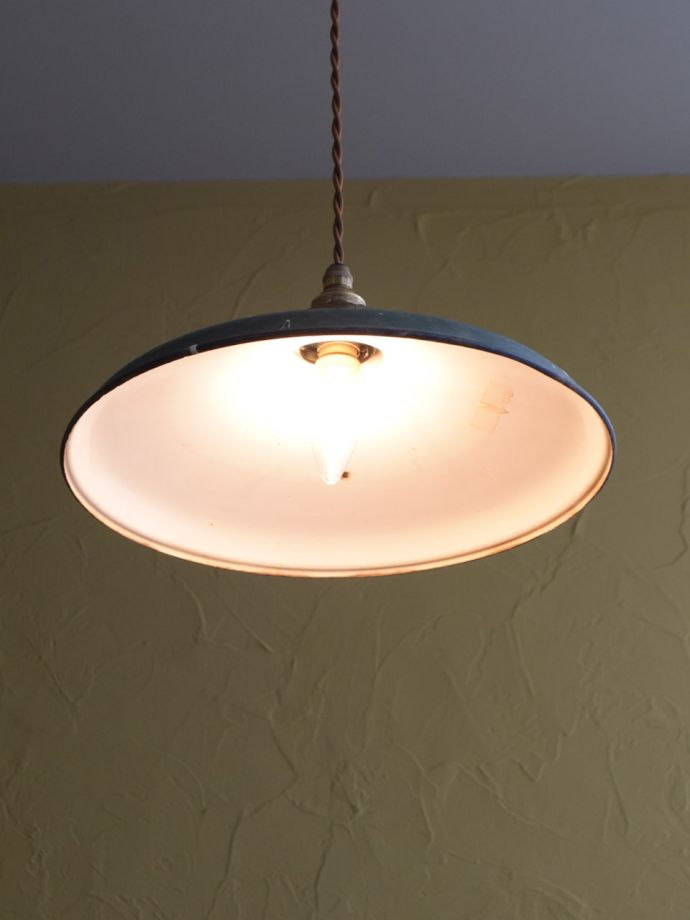 夜になると･･･