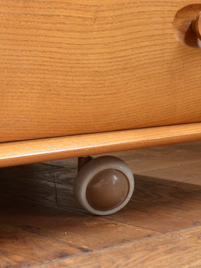 アーコールの家具の脚