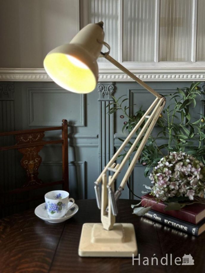 アンティークのアングルポイズ