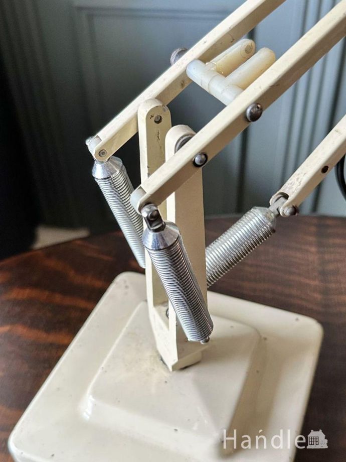 ビンテージデスクランプの土台