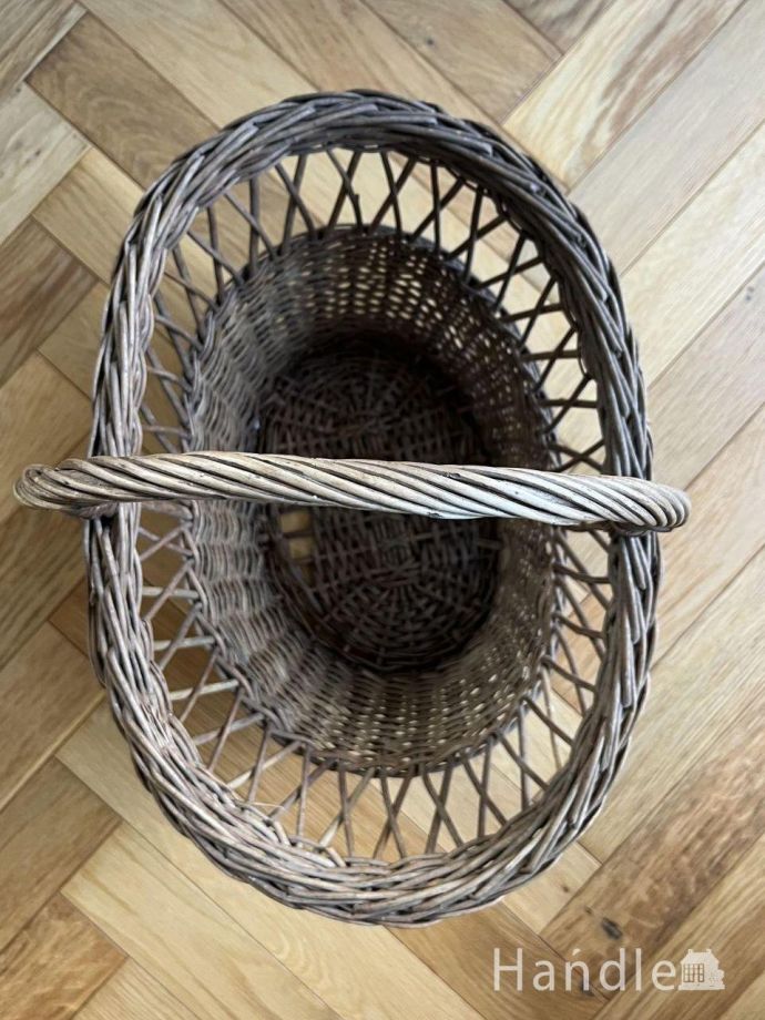 フランスから届いたオシャレなバスケット、透かし編みデザインが可愛い