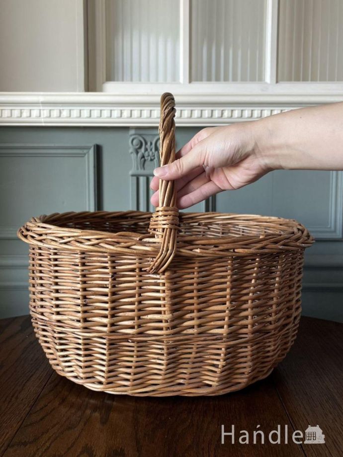 イギリスのアンティークバスケット、手編みで編まれたアンティークかご