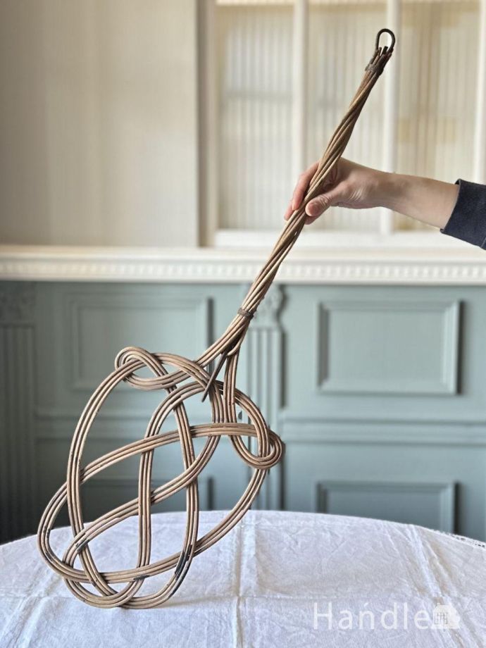 おしゃれなカーペットビーター