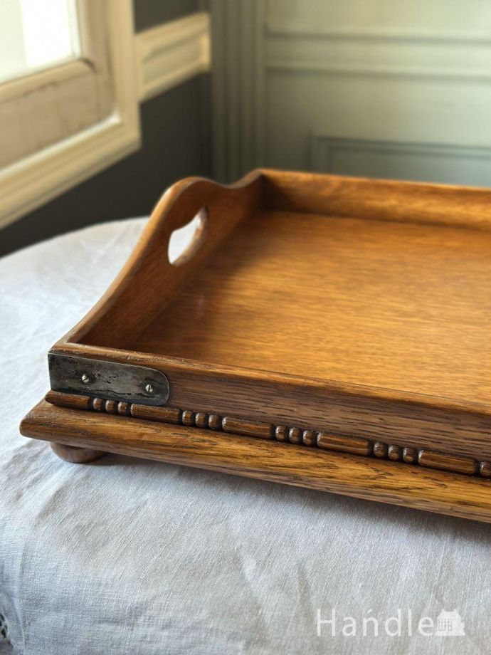 アンティークのトレイ