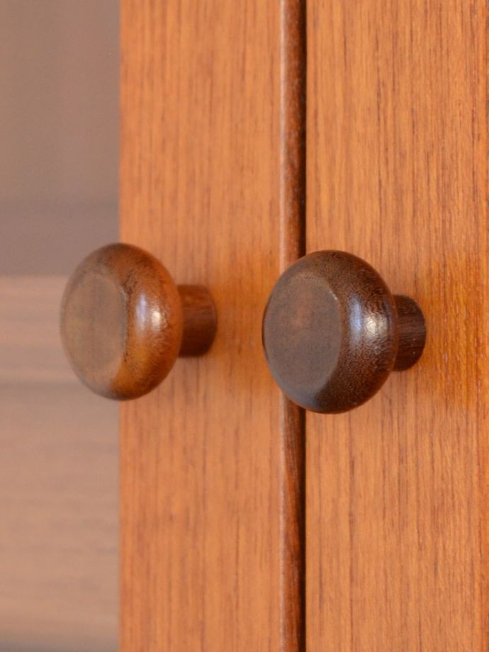 ビンテージ家具の木目