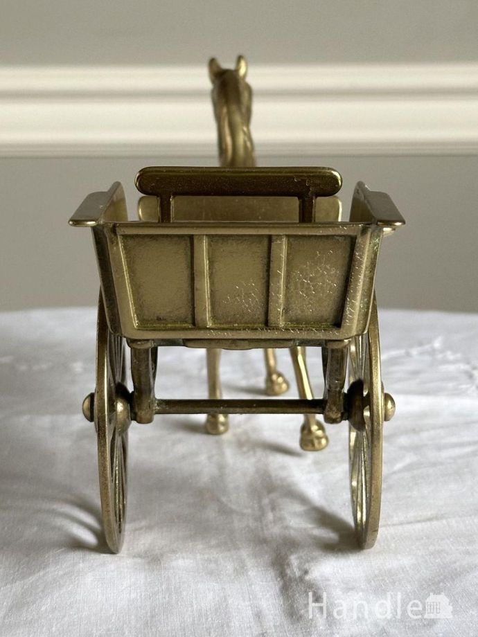 アンティークの真鍮オブジェ