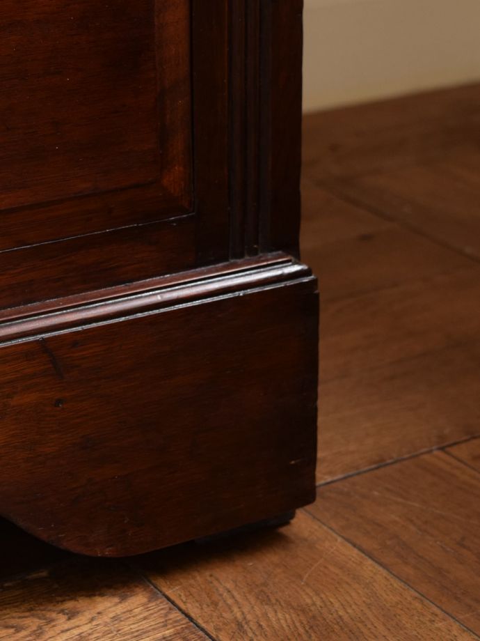 アンティーク家具の脚