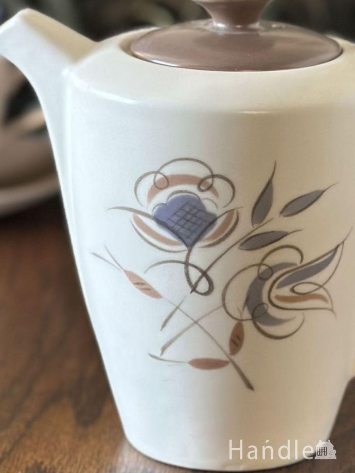 アンティークのティーポット