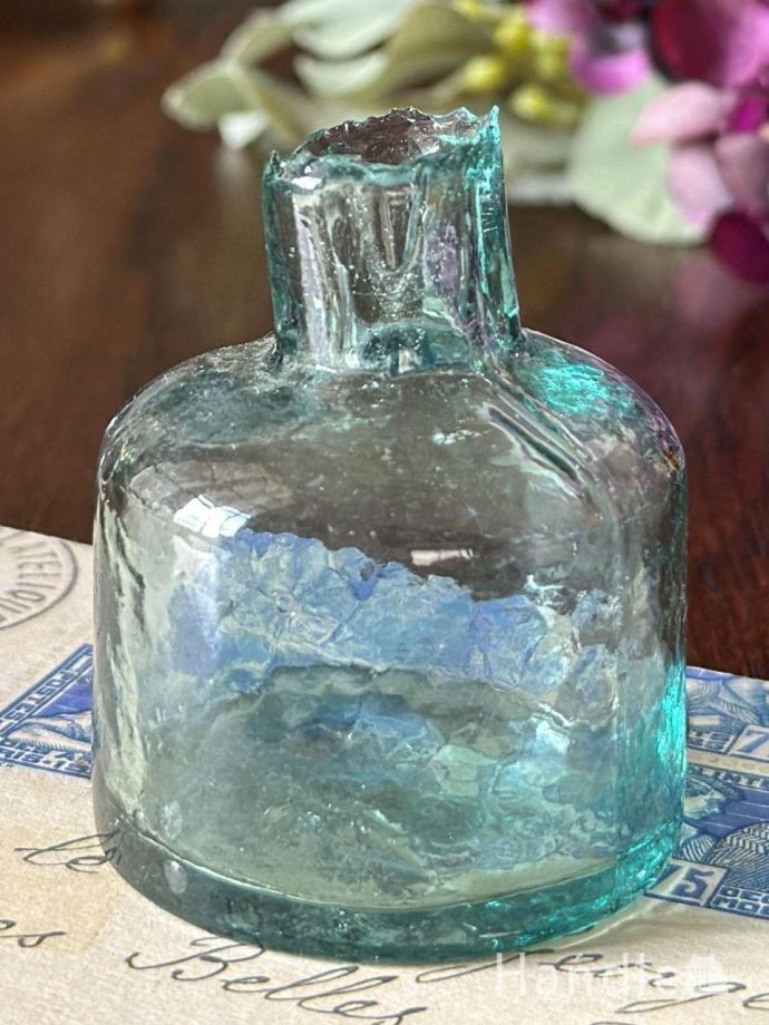 アンティークガラスのインク瓶