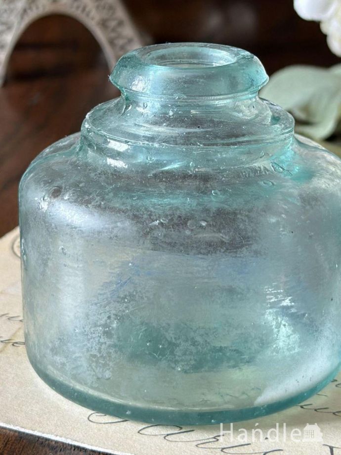 アンティークガラスのインク瓶