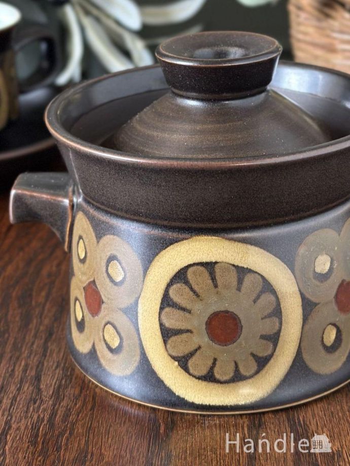 イギリスから届いたDenbyのシュガーポット、アラベスク（ARABESQUE）の