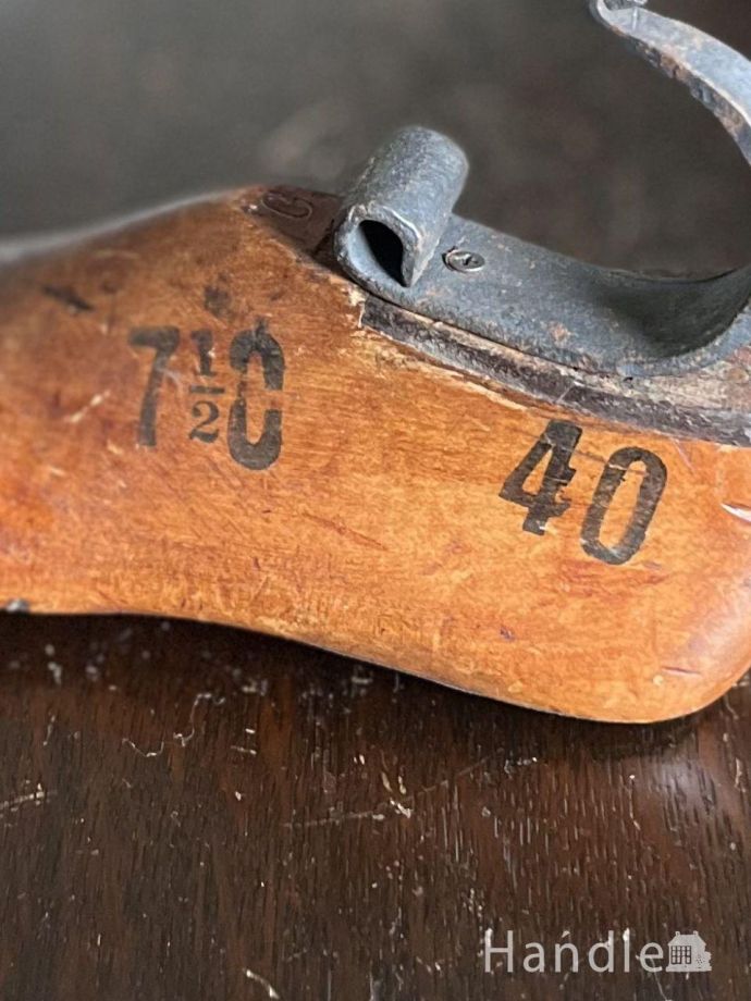 アンティークの木靴