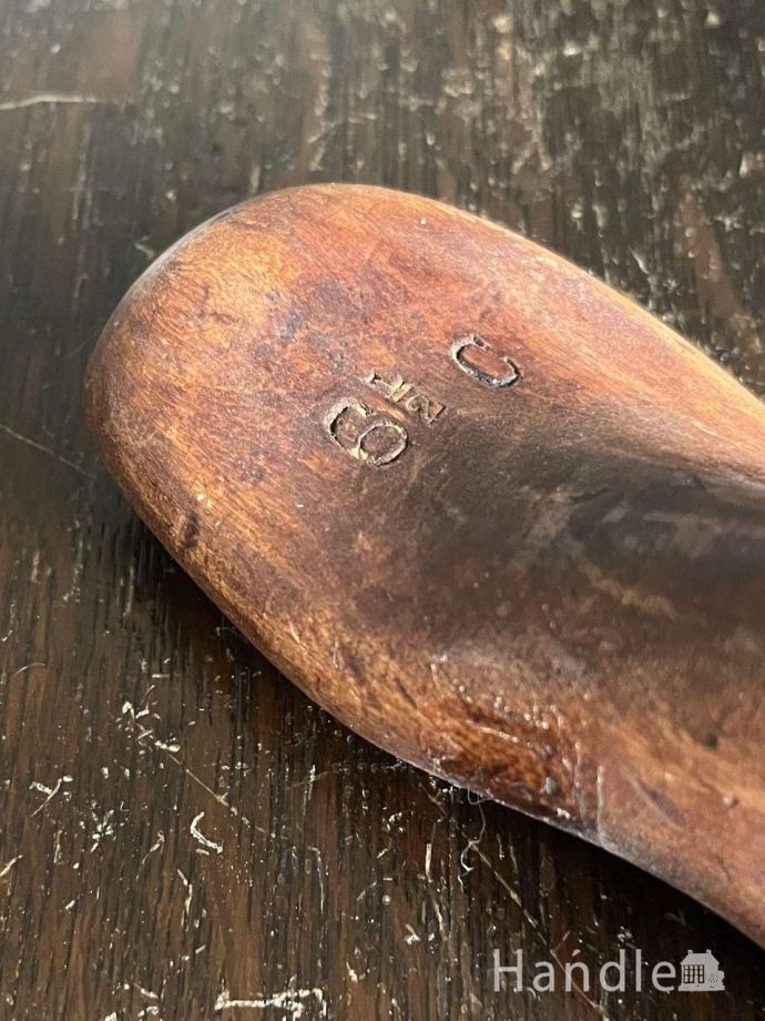 アンティークの木靴