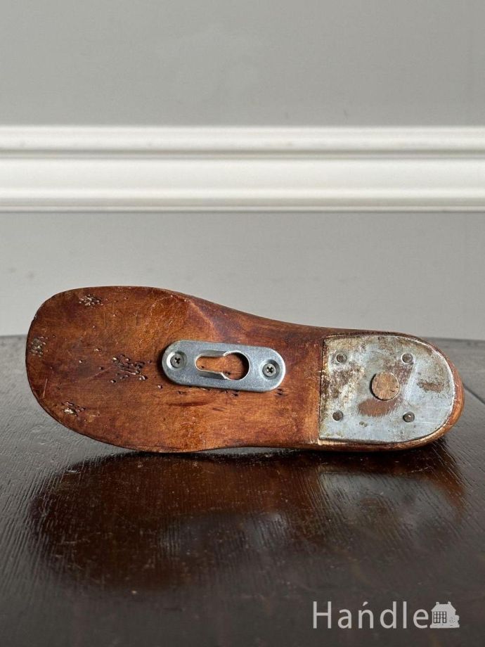 シューモールドの裏面