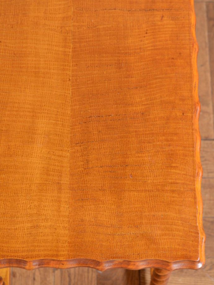 サイドテーブルの天板