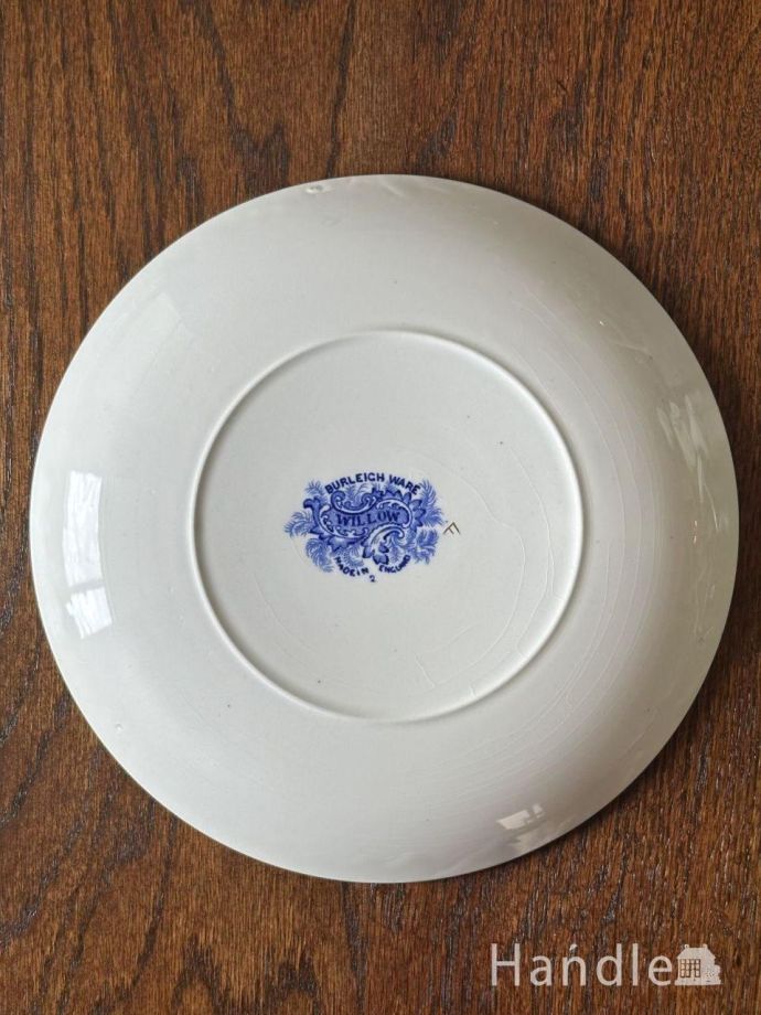 プレートの後ろ