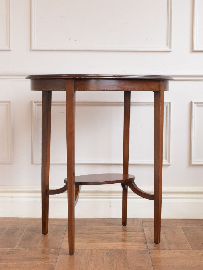 オケージョナルテーブルの側面