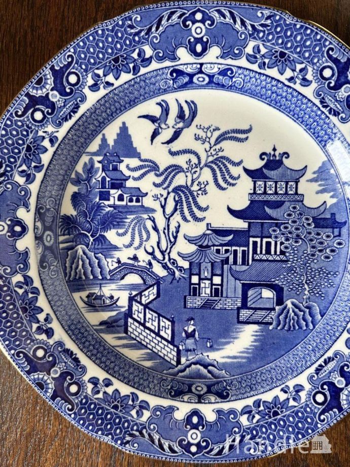 イギリスから届いたディナープレート、Burleigh(バーレイ)のブルー