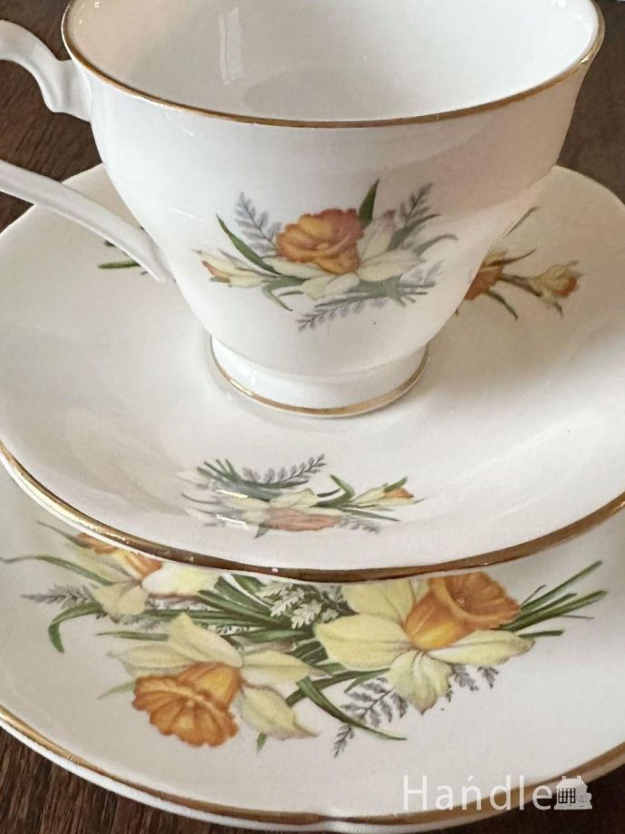 アンティークのカップ＆ソーサー(トリオ)